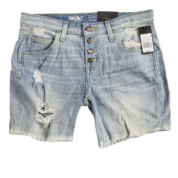 Mossimo Womens Shorts Size 4 Low Rise Boyfriend Light Wash Button Fly Distressed - Picture 1 of 9